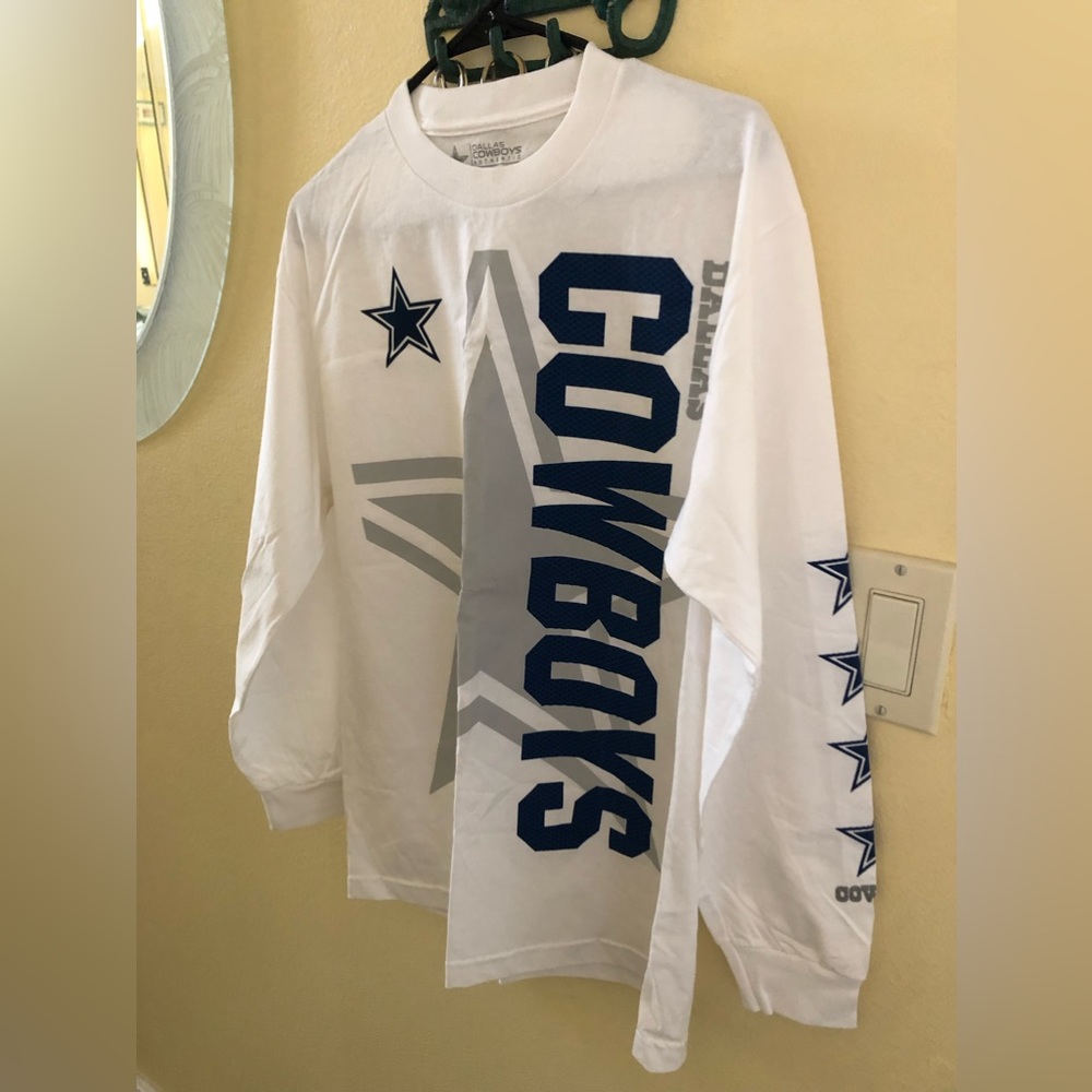 Men’s Dallas Cowboys long sleeve tee shirt